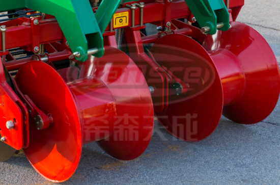 2017新款！4UX-170A型悬挂式马铃薯收获机，你值得拥有！